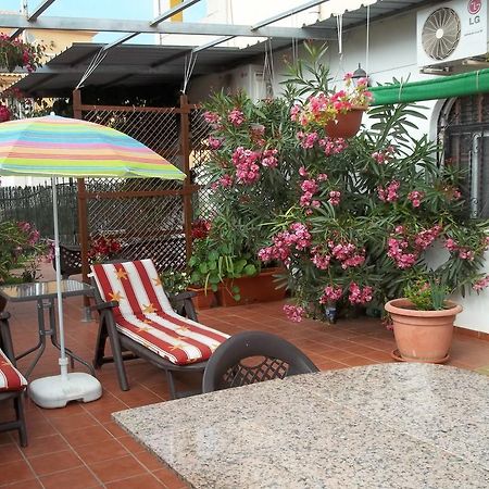 Madamme Curie Apartment Torrevieja Ngoại thất bức ảnh