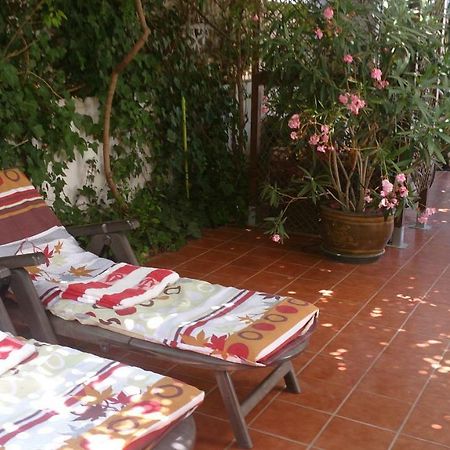 Madamme Curie Apartment Torrevieja Ngoại thất bức ảnh